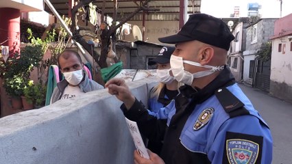ADANA - Polis, evleri ziyaret ederek KADES'i anlattı