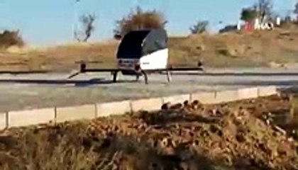 Siirtli mucit çamaşır makinası motorlarından uçan araba yaptı