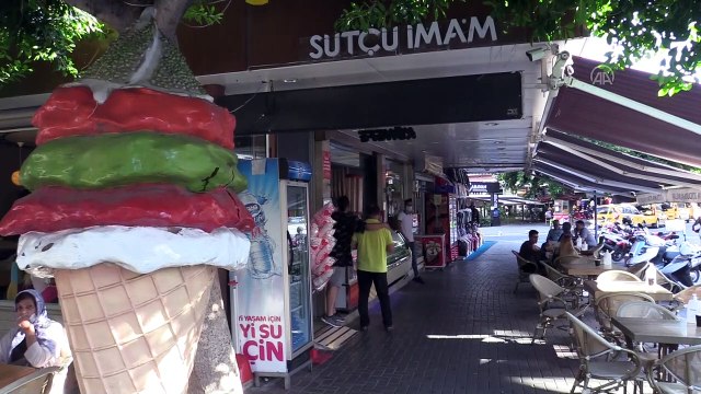 ANTALYA - Semerciliği bırakan girişimci dondurma üretimiyle marka oldu