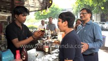 Fire Paan is a new Indian fad_ Slow Motion at Connaught Place in New Delhi