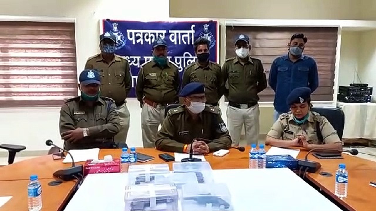 उज्जैन में अवैध हथियार रखने और बेचने वाले गिरोह का पुलिस ने किया पर्दाफाश