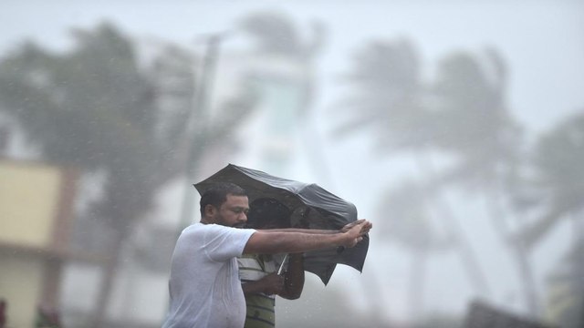 Dangerous situation in Puducherry before cyclone Nivar
