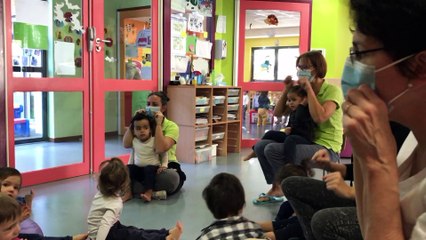 Des gestes pour communiquer avec les bébés