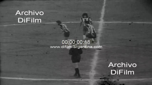 Talleres de Cordoba vs Newell's Old Boys - Campeonato Nacional 1974