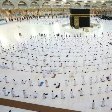Jemaah luar negara kembali tunaikan umrah selepas lapan bulan