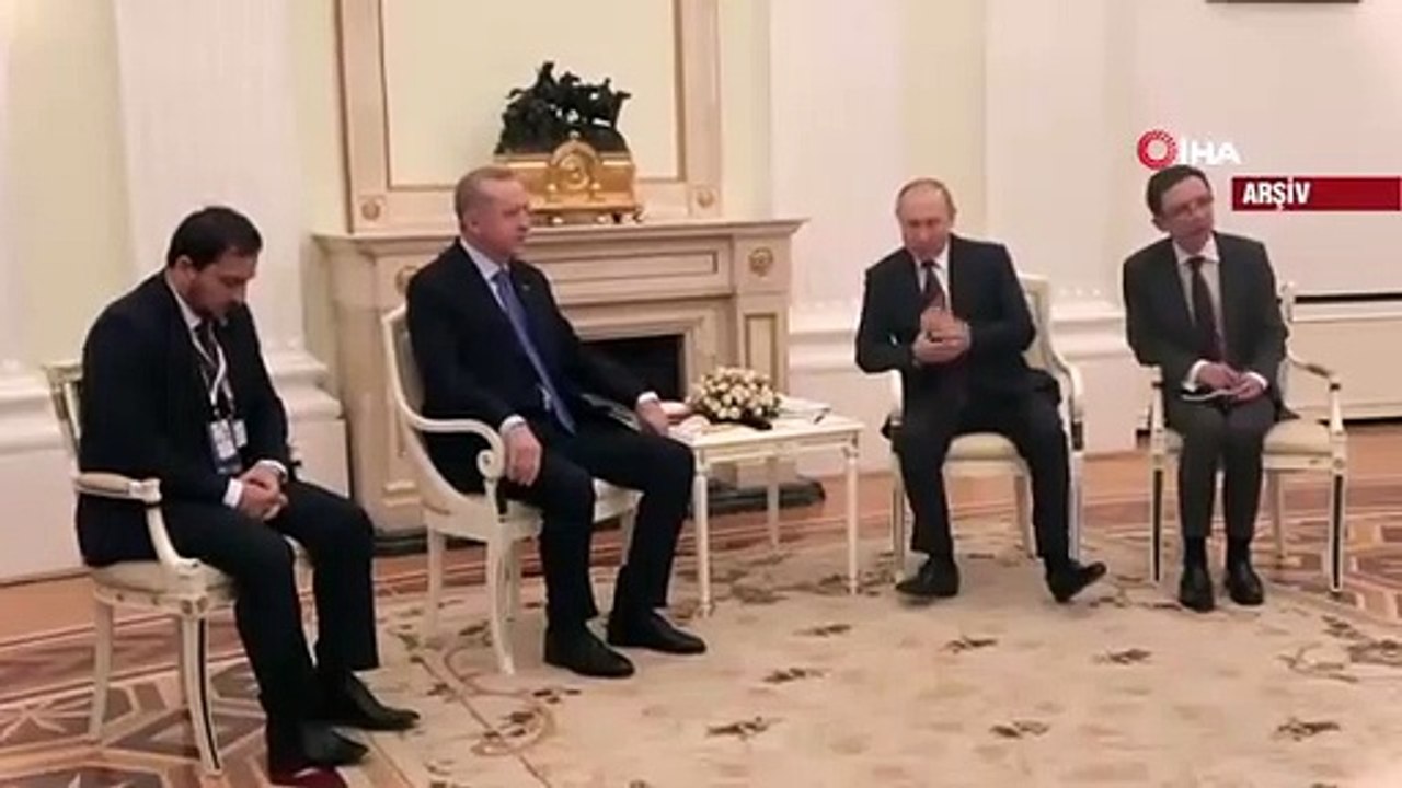 Cumhurbaşkanı Recep Tayyip Erdoğan, Putin ile b...