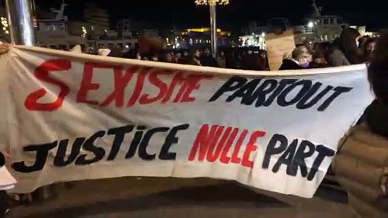 Marseille : plusieurs dizaines de personnes rassemblées sur le Vieux-Port contre les violences faite