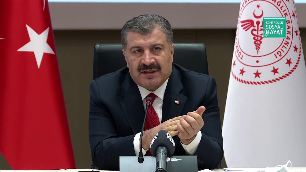 ANKARA - Koca: '(Çin menşeli Sinovac aşısı) Aralık, ocak ve şubat ayında toplam 50 milyon doz aşı için imza atıldı''