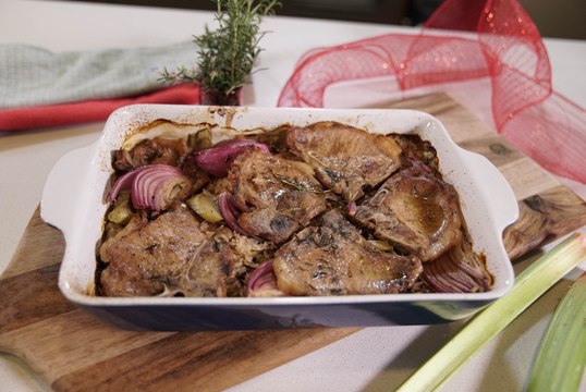 Chuletas de puerco con arroz - Cocina con Conexión - Sonia Ortiz con Juan Farré