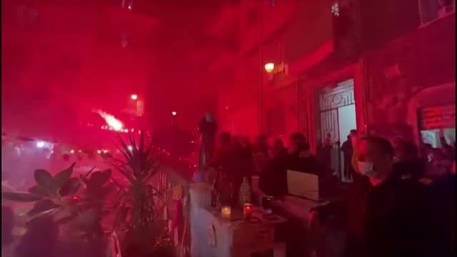 El emotivo adiós de la ciudad de Nápoles a Maradona