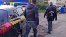 Acerra (NA) - 3 quitali di sigarette arrestato contrabbandiere col Reddito Cittadinanza (25.11.20)