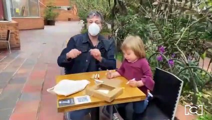 Tải video: ¡Hermosa! Hija de Mario Duarte enternece a sus fans con foto junto al actor