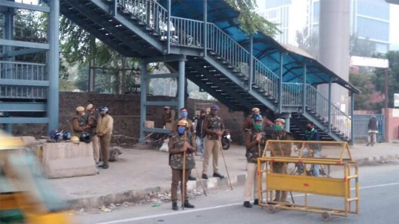 Delhi Police, CRPF deployed to halt farmers' pr...