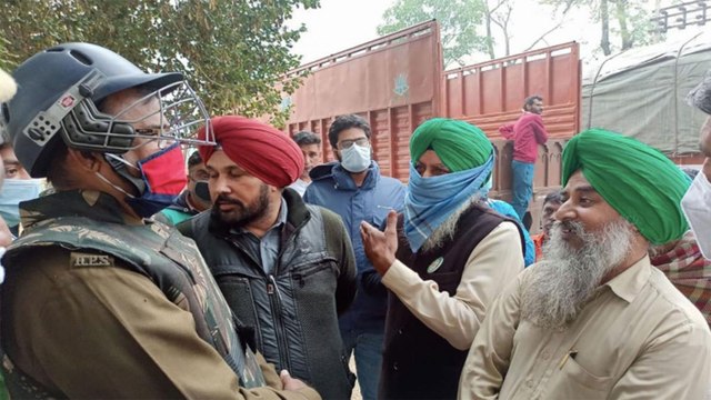 Farmers on the way to Delhi, 4 months ration in hand