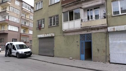 NİĞDE - Karbonmonoksitten zehirlenen 2 kişiden biri hayatını kaybetti