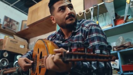 نمر البصري.. صانع أعواد عراقي يبدع في مهنته