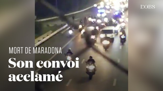 Diego Maradona décédé, les Argentins acclament son convoi funéraire supposé à Buenos Aires