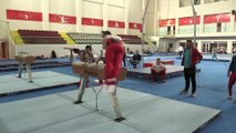 MERSİN - Artistik Cimnastik Milli Takımı kampa girdi