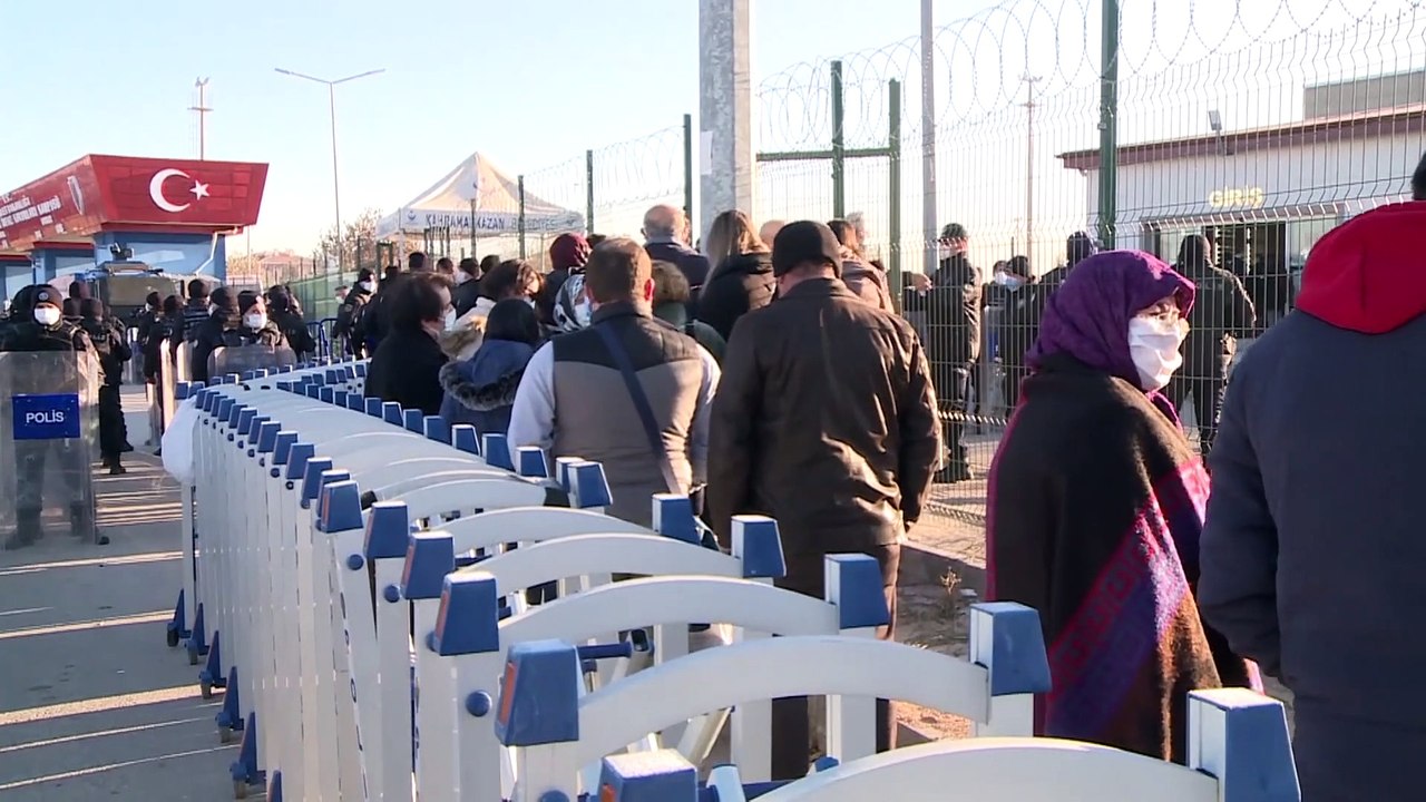 337 mal lebenslänglich: Urteile nach Putsch in der Türkei