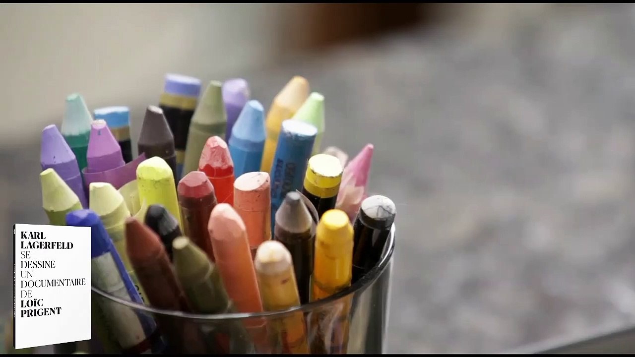 Dessins de mode par Loïc Prigent