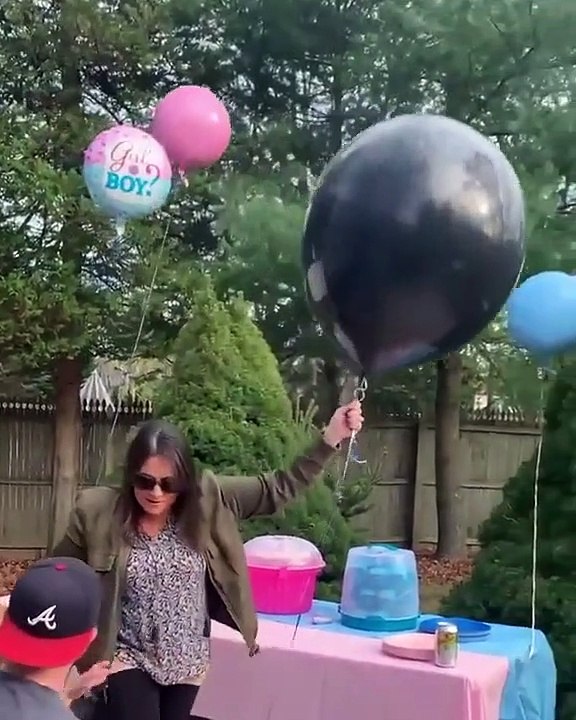 Le futur bébé ne sait pas qu'il va atterrir dans une famille de fou