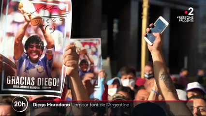 Mort de Maradona : l'Argentine et Naples pleurent leur idole