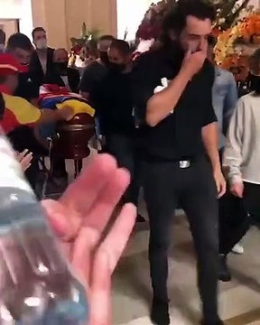 Por los incidentes en la Casa Rosada, tuvieron que retirar el féretro de Diego Armando Maradona