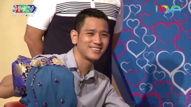 Cô thợ may xinh xắn TẶNG ÁO DÀI CƯỚI tự tay may cho chàng ngay lần đầu gặp đốn tim Hotboy | BMHH