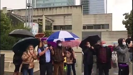 Así han recibido a Pedro Sánchez y Salvador Illa en La Paz