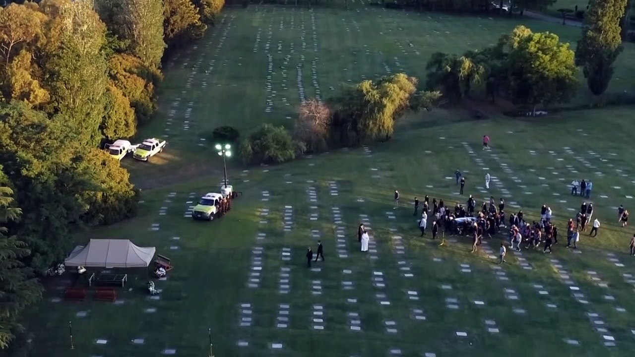 Diego maradona in buenos aires beigesetzt