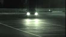 Un gars qui fait le con sur un parking avec une opel gts [1]