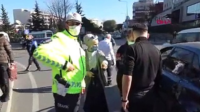 Yeni doğan bebeği taşıyan ambulans otomobille çarpıştı; baba kazanın şokunu yaşadı