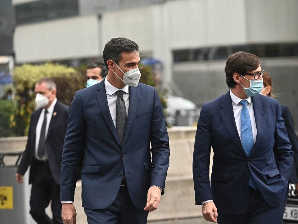 Pitos a Pedro Sánchez en el Hospital de la Paz