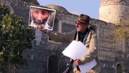 AĞDAM - Hocalı katliamını kaydeden fotoğrafçı 27 yıl sonra aynı yerde