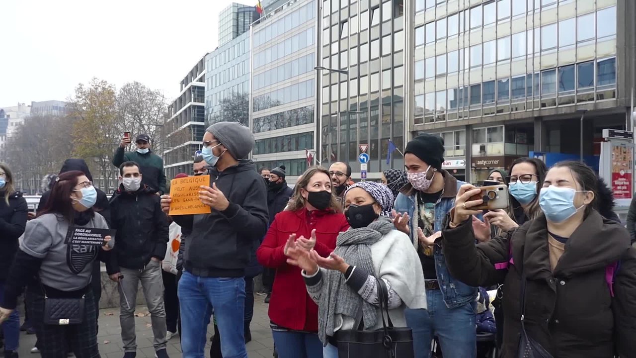 Rassemblement pour la régularisation des person...