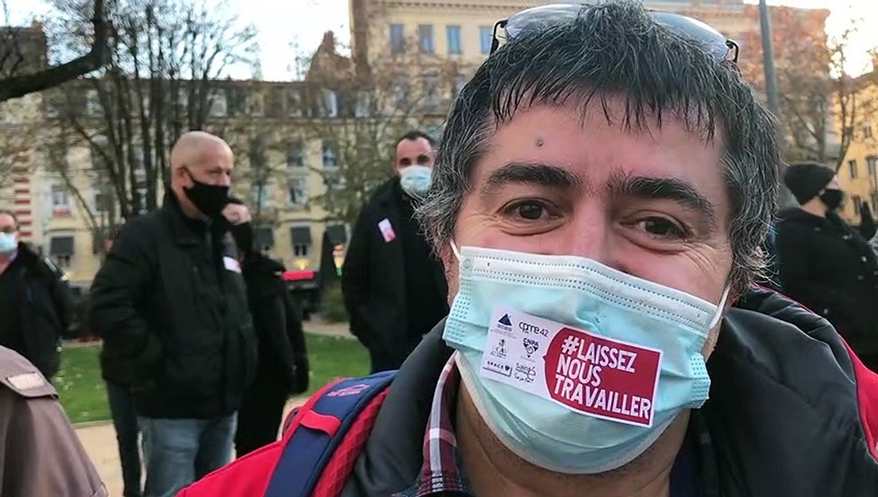 Les patrons de restaurants ou de bars en colère