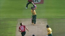 Du Plessis smashes 24 off Curran over