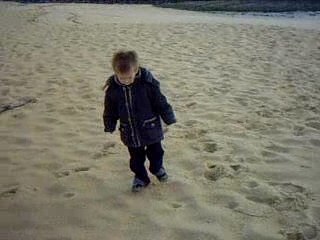 les jumeaux à la plage sur l'île d'oléron