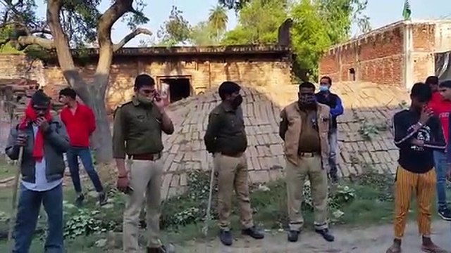 शोहदों के मानसिक प्रताड़ना से तंग आकर युवती ने खुद को लगाई आग, इलाज के दौरान तोङा दम