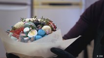 Strawberries instead of roses: Edible bouquets in trend