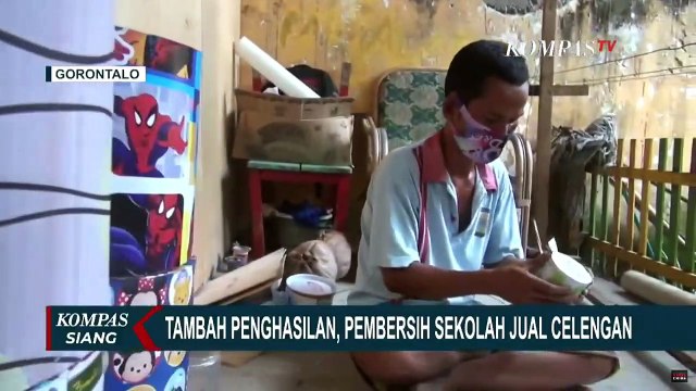 Menambah Penghasilan,Seorang Petugas Kebersihan Sekolah Membuat Celengan