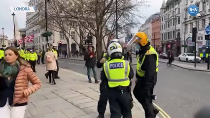 Londra’da Karantina Karşıtı Eylemlerde Çok Sayıda Gözaltı
