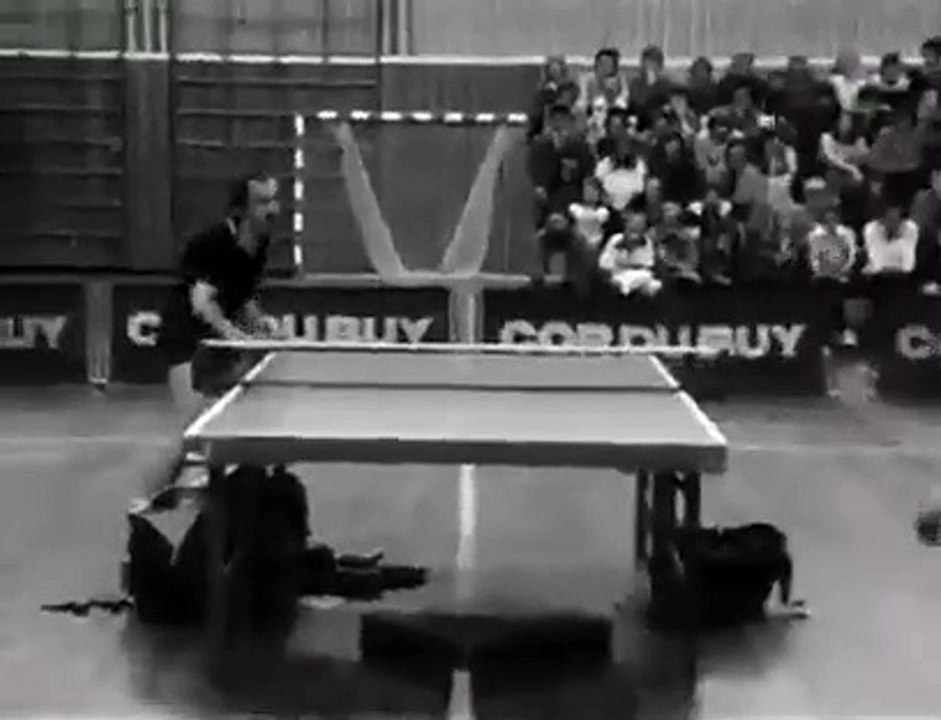 Ping Pong : Jacques Secrétin, un Match de tennis de table amusant