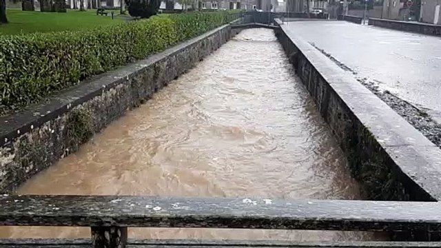 Le Merderet a Valognes qui a débordé le dimanche 6 décembre au matin