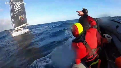 Kevin Escoffier, rescatado en alta mar tras naufragar en la Vendée Globe