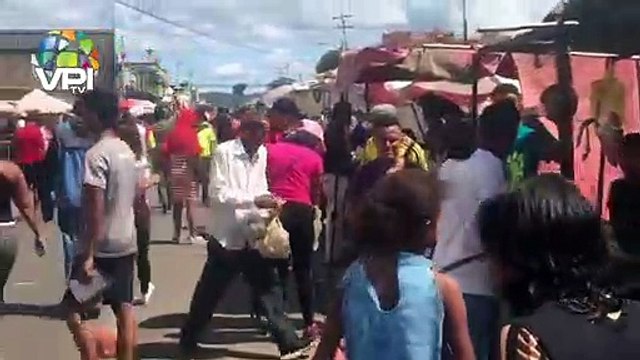 Mercados de Bolívar recibieron más gente que los centros de votación