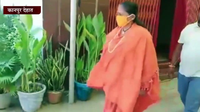 केंद्रीय राज्यमंत्री साध्वी निरंजन ज्योति के लिए आश्रम में हुआ हवन