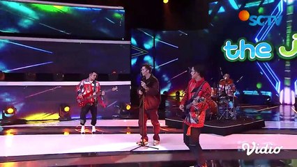 Baper Paraah! Stefan dan Natasha Wilona Bernyanyi 'Cukup Dikenang Saja' - SCTV Awards 2020