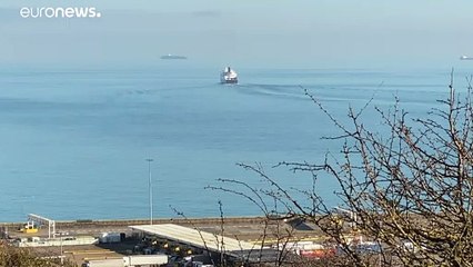 Migrants : accord entre le Royaume-Uni et la France pour renforcer la surveillance des côtes