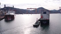 바다 위 '배에서 배로' LNG 선적 첫 성공 / YTN